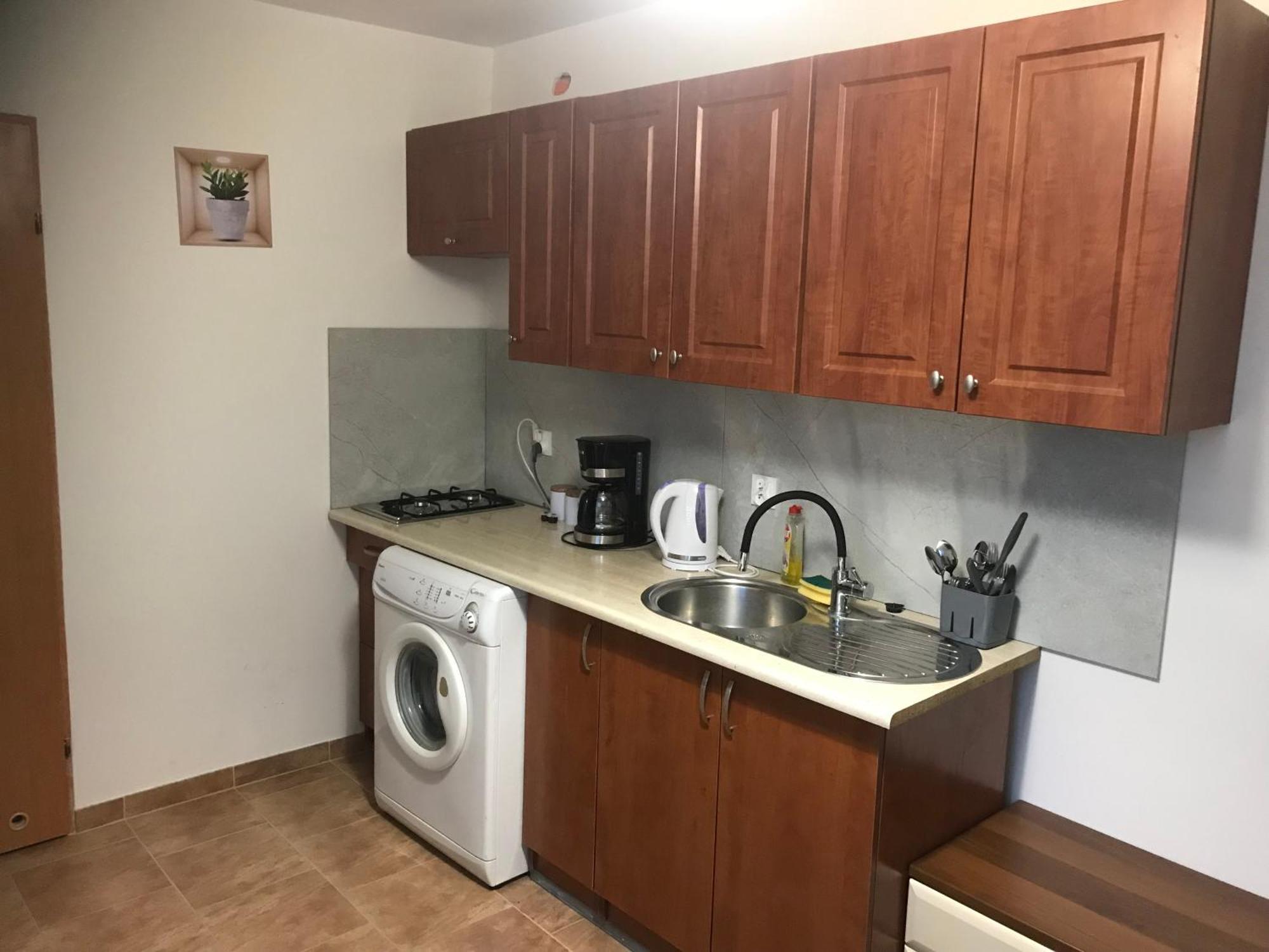 Kris Apartment Kajetany エクステリア 写真